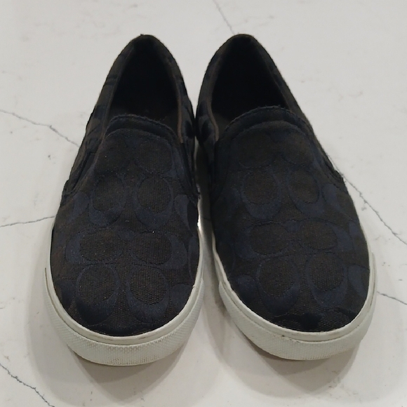 Coach Black Patterned Slip-On Shoes Sz 7 Pre-owned - Picture 2 of 9